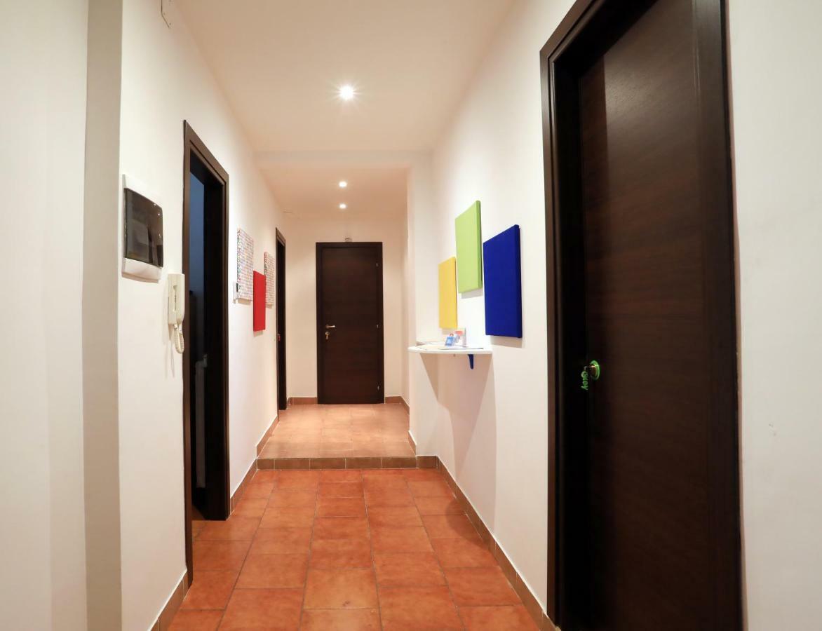 Primo Piano Guesthouse - Bari Policlinico Экстерьер фото