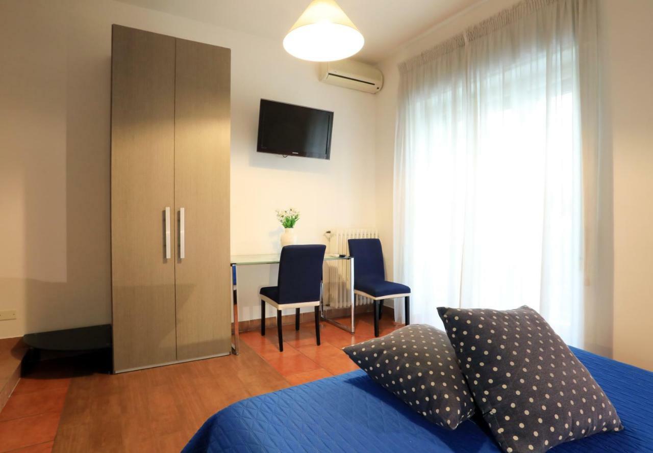 Primo Piano Guesthouse - Bari Policlinico Экстерьер фото